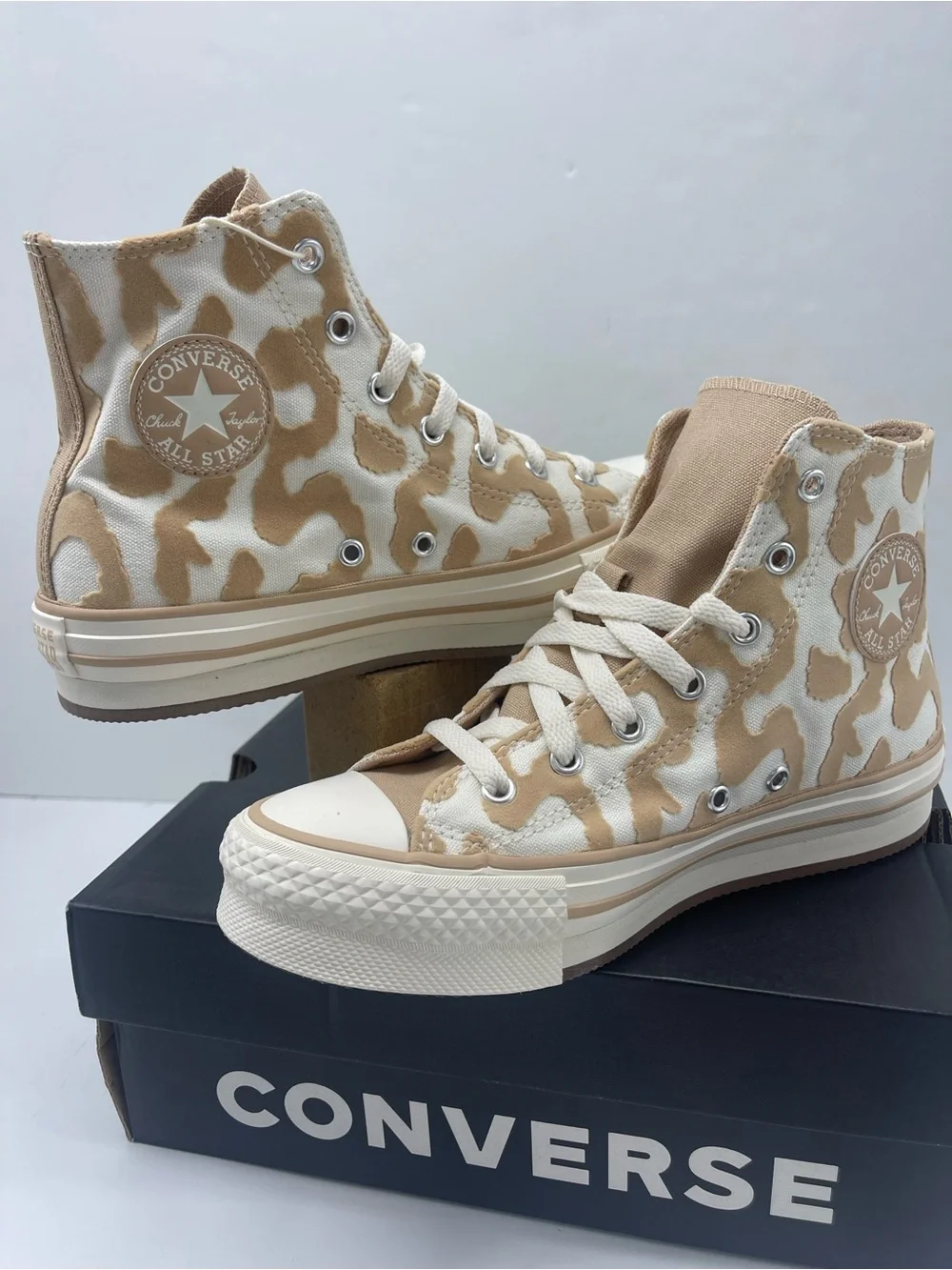 Converse WMNS CTAS EVA LIFT HI EGRET/WARM QUARRY/EGRET A11112C Platform Sneakers